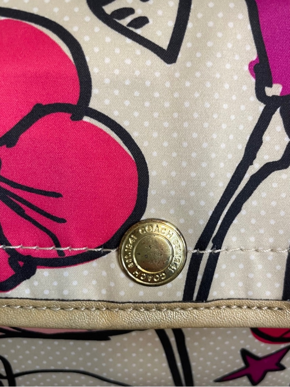 Vintage Coach Poppy Kyra Floral Graffiti Cream Sateen Crossbody Bag Y2K - Picture 15 of 16